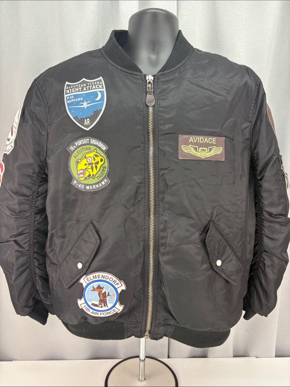 Avidace Bomber Jacket Large Mens